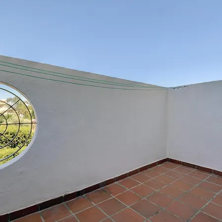 Four Bedroom Townhouse 200 Meters From The Beach! Estepona