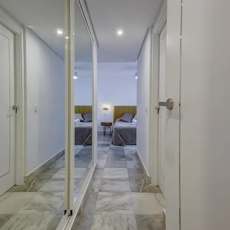 Four Bedroom Townhouse 200 Meters From The Beach! Alpehytte *
