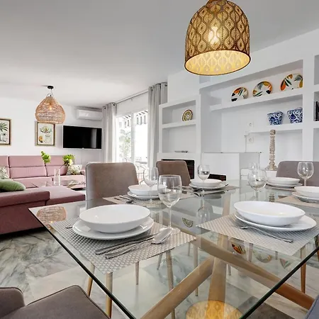 Four Bedroom Townhouse 200 Meters From The Beach! Estepona
